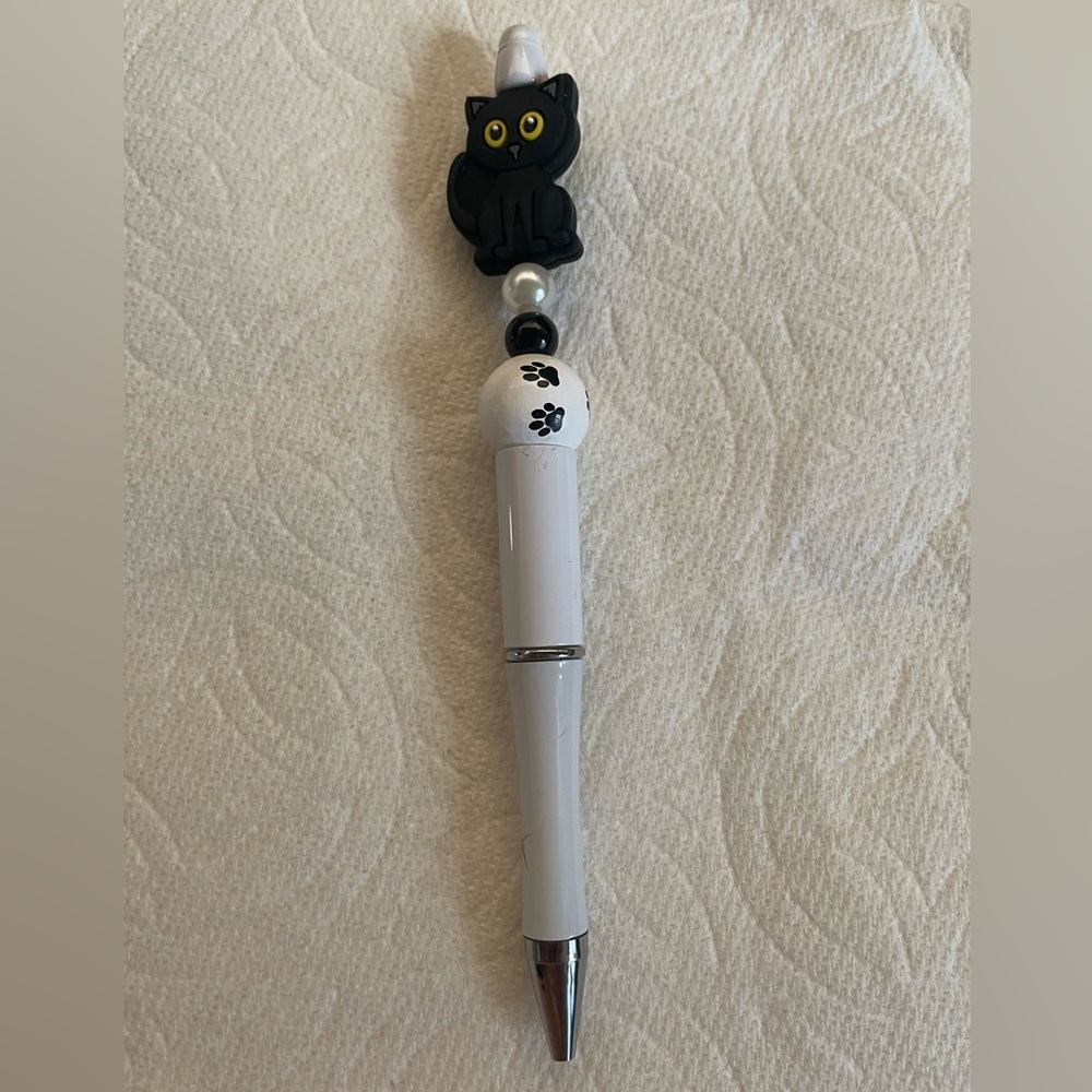 Cat pen